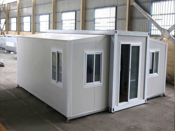 Expandable Container Worker Camp