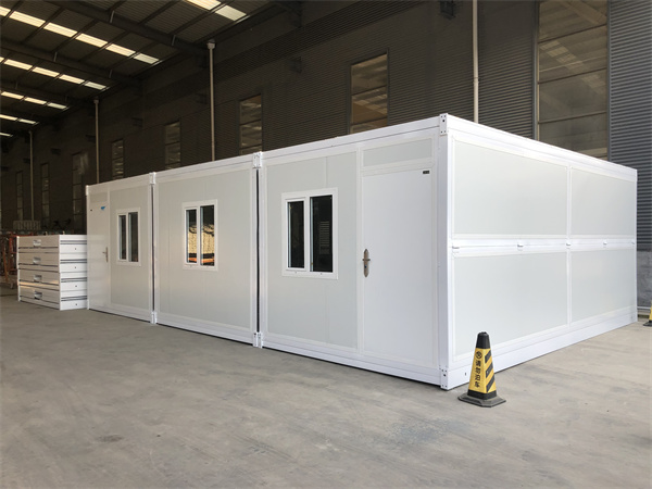 Foldable Modular Cabin
